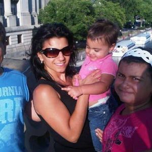 Meet your Posher, Lina